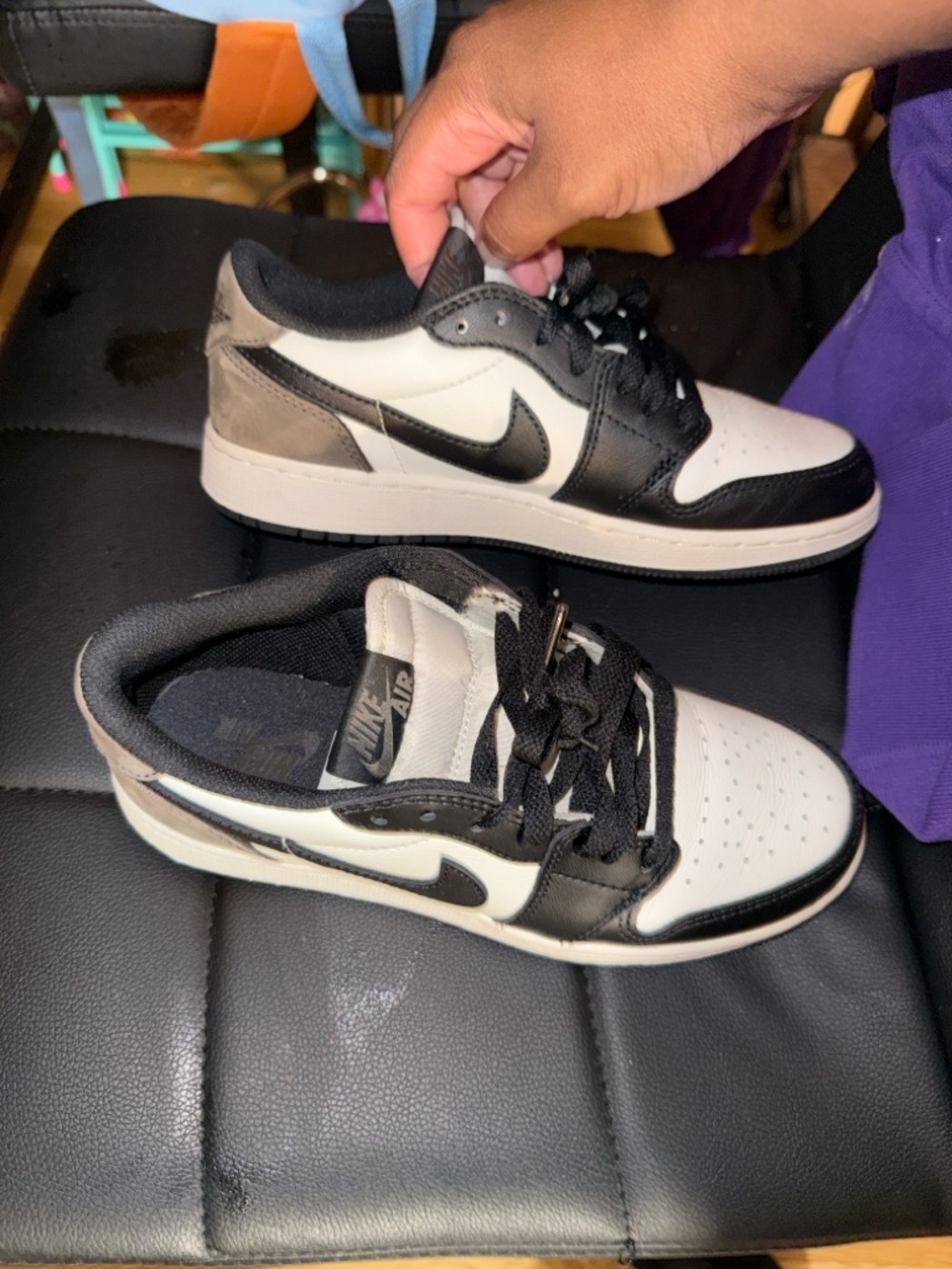 Nike Low-Top Sneakers in White, Black and Tan